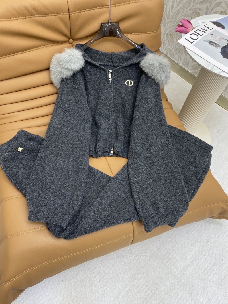 chr1st1an D10r suits